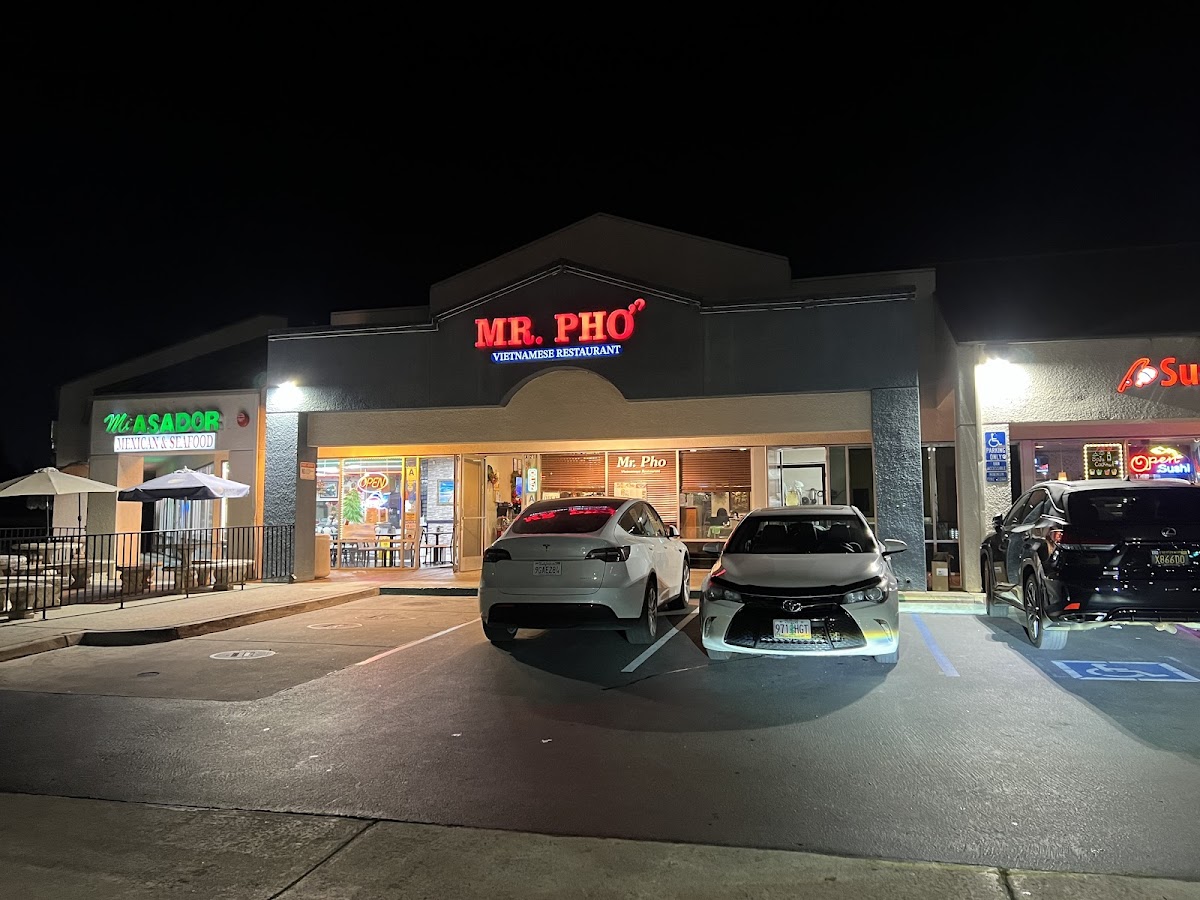 Mr Pho